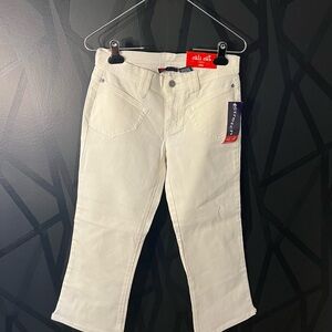 Women's White Y2K capri